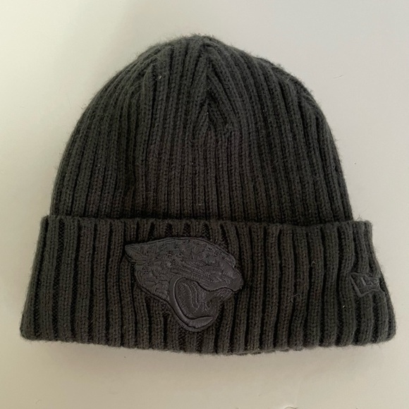 Youth Gray Jacksonville Jaguars Beanie. - Picture 1 of 2